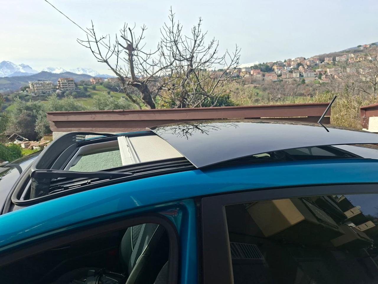 Ford Fiesta 1.5 diesel 5 porte tetto apribile 2018 neopatentati