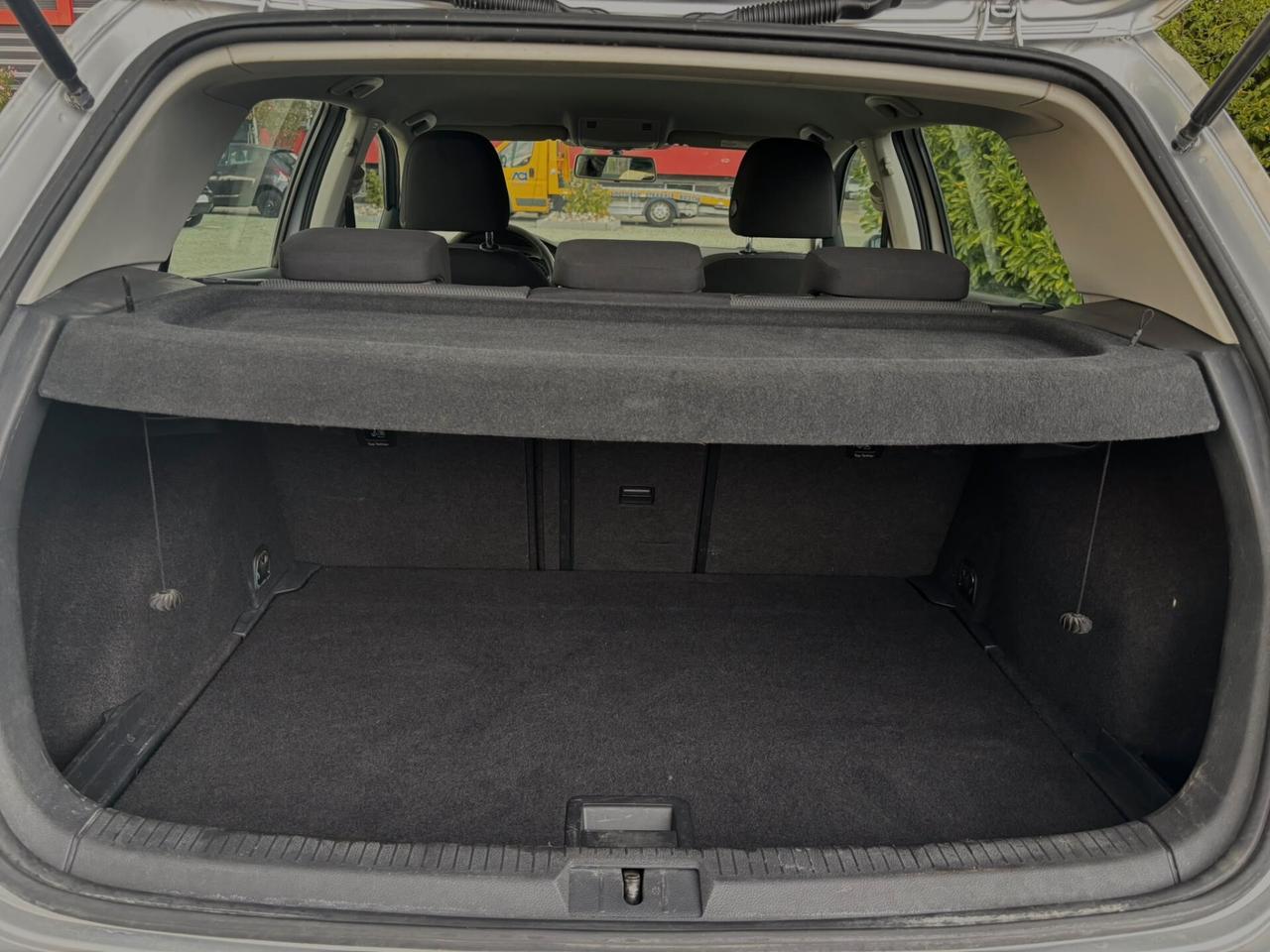 Volkswagen Golf 1.6 TDI DSG-C.AUTOMATICO-2015