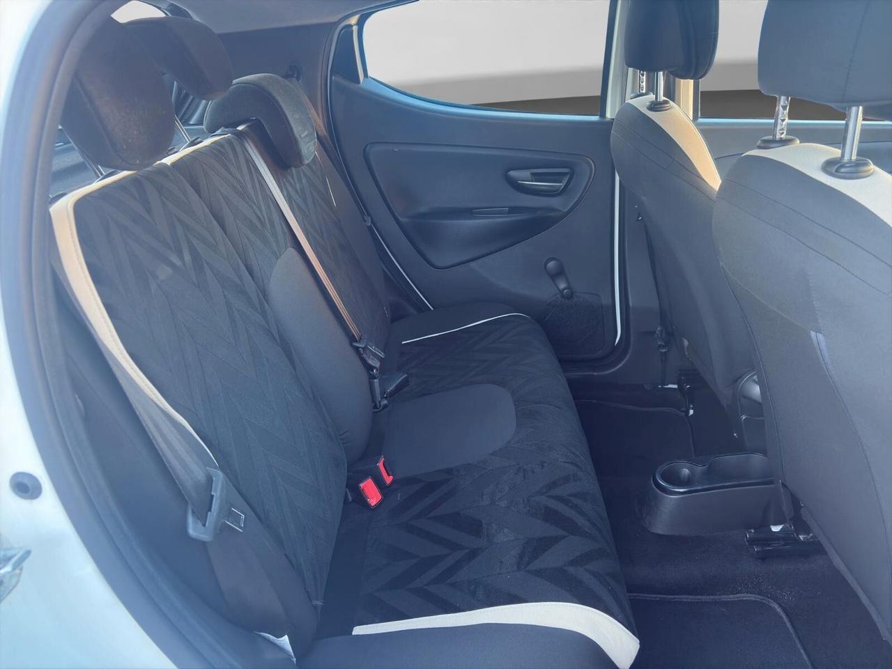 Lancia Ypsilon 1.2 69cv Gold NEOPATENTATI