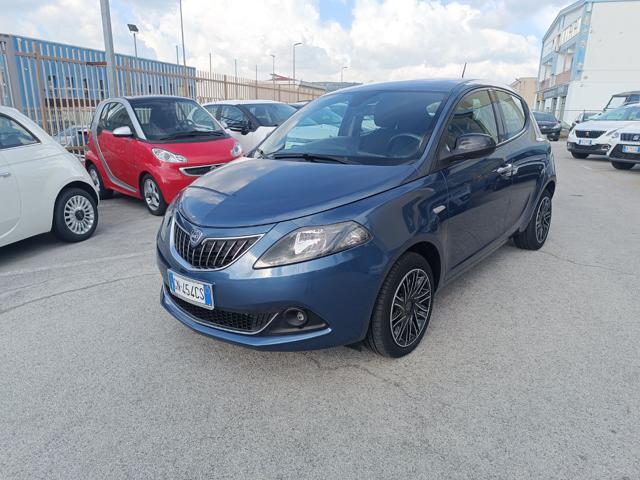 LANCIA Ypsilon 1.0 FireFly 5 porte S&S Hybrid Silver