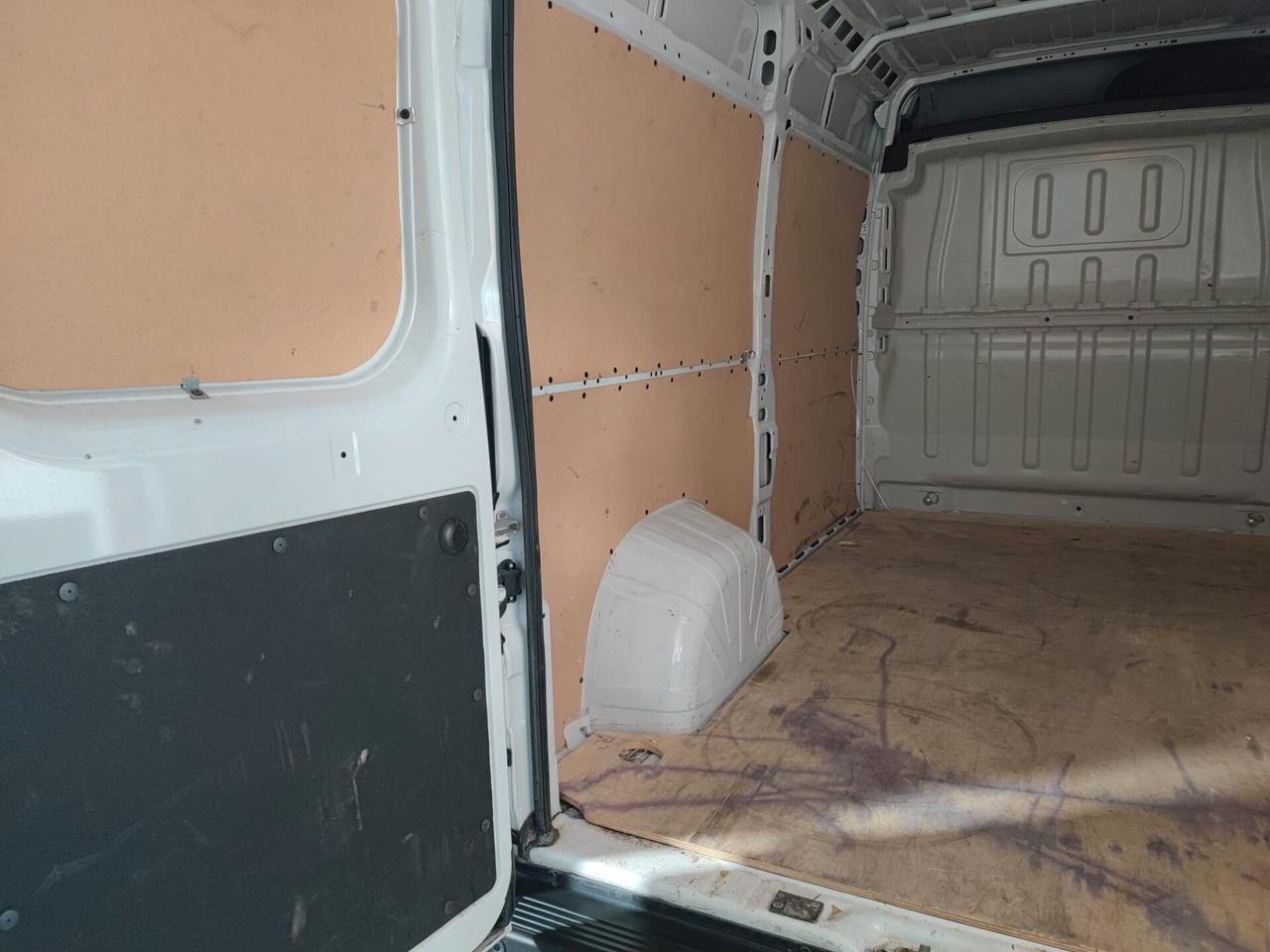 Fiat Ducato 2.2 TDI 140 CV 13Q Passo Medio T.A.