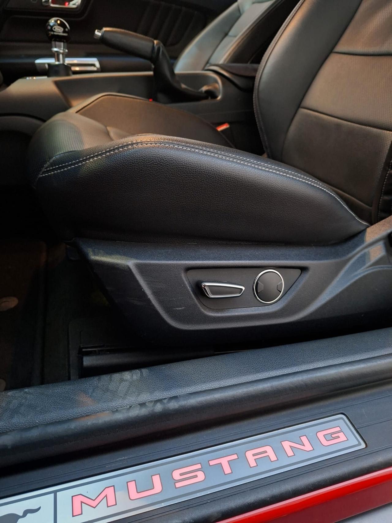 Ford Mustang Convertible 5.0 V8 TiVCT GT