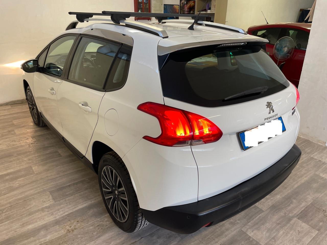 Peugeot 2008 1.2 82 CV PureTech Allure Full Neopatentati