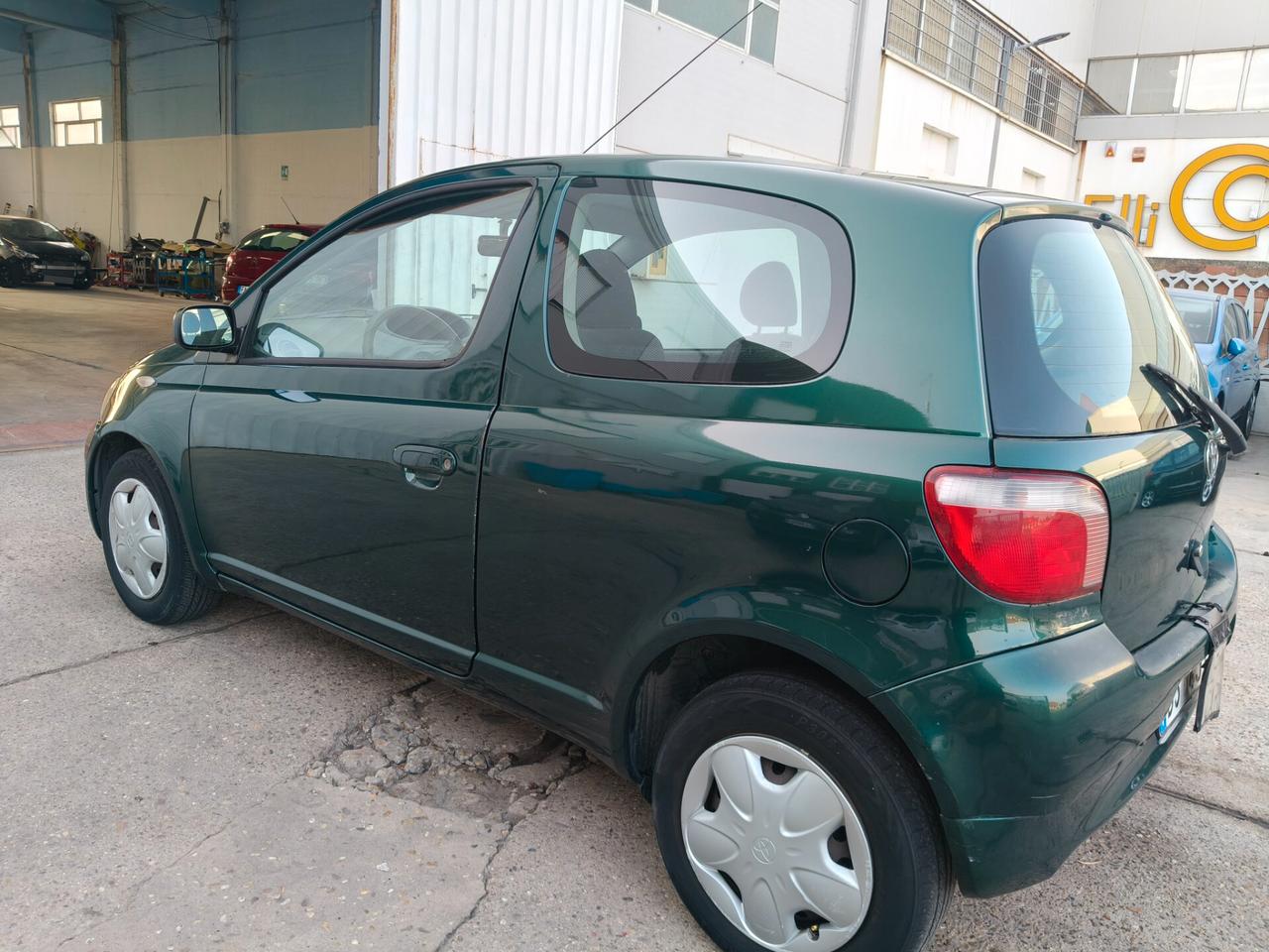 Toyota Yaris 1.0i 16V cat 3 porte