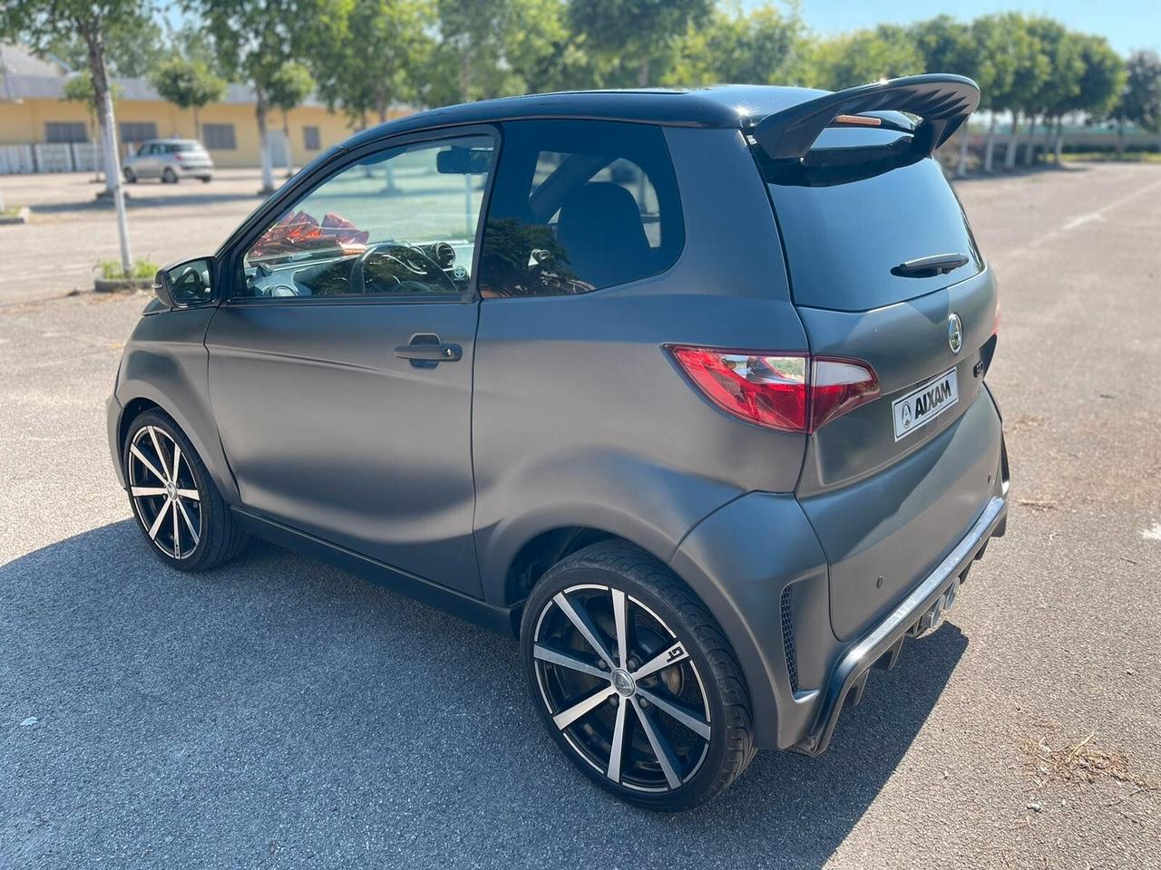 Minicar Aixam GTO Carbon look Pronta Consegna