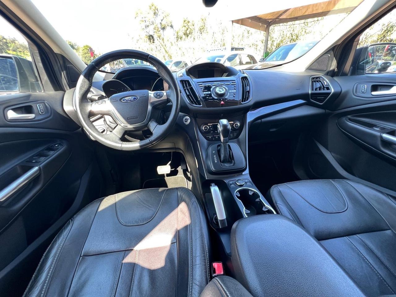 Ford Kuga 2.0 TDCI 140 CV 2WD Titanium