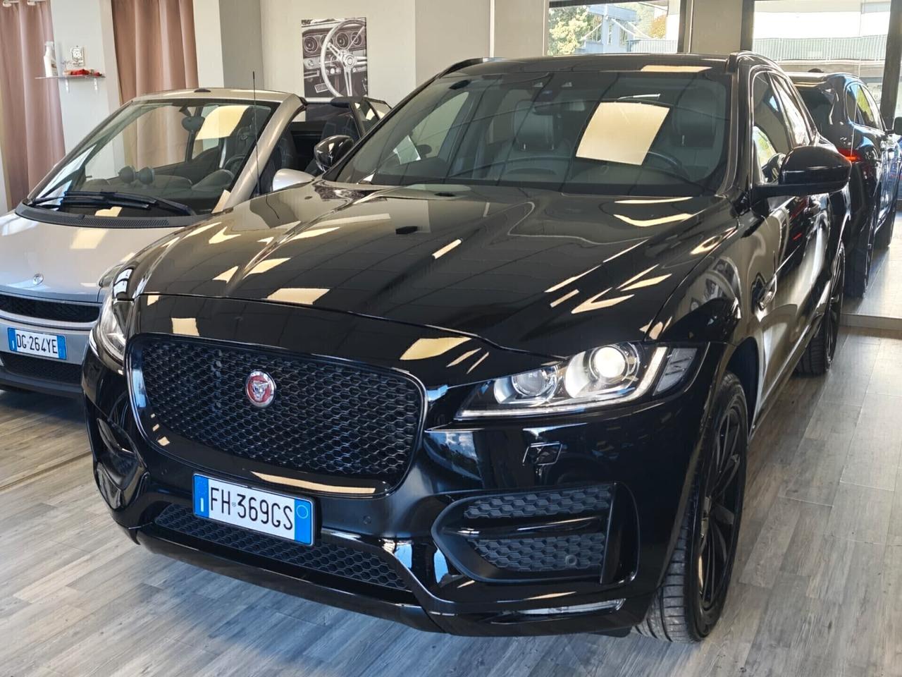 Jaguar F-Pace 2.0 D 180 CV R-Sport