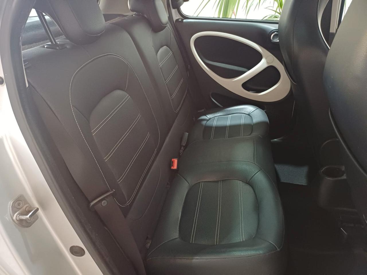 Smart ForFour 1.0 Prime - 2016