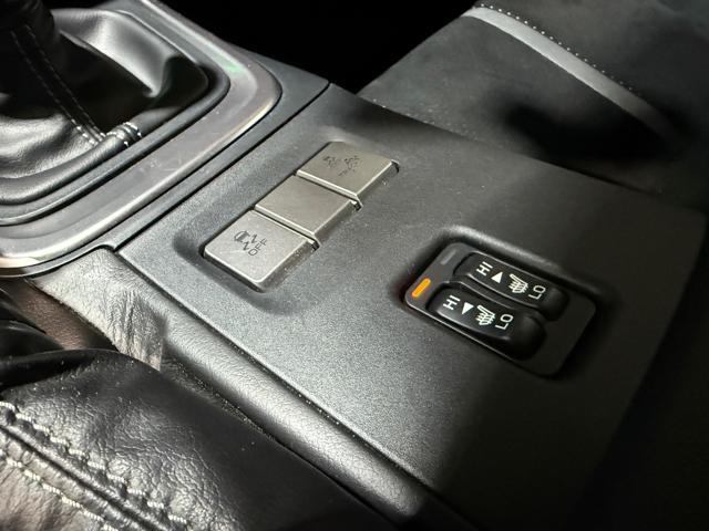 TOYOTA GR86 WHITE PERLA MILTEK PREMIUM SPORT