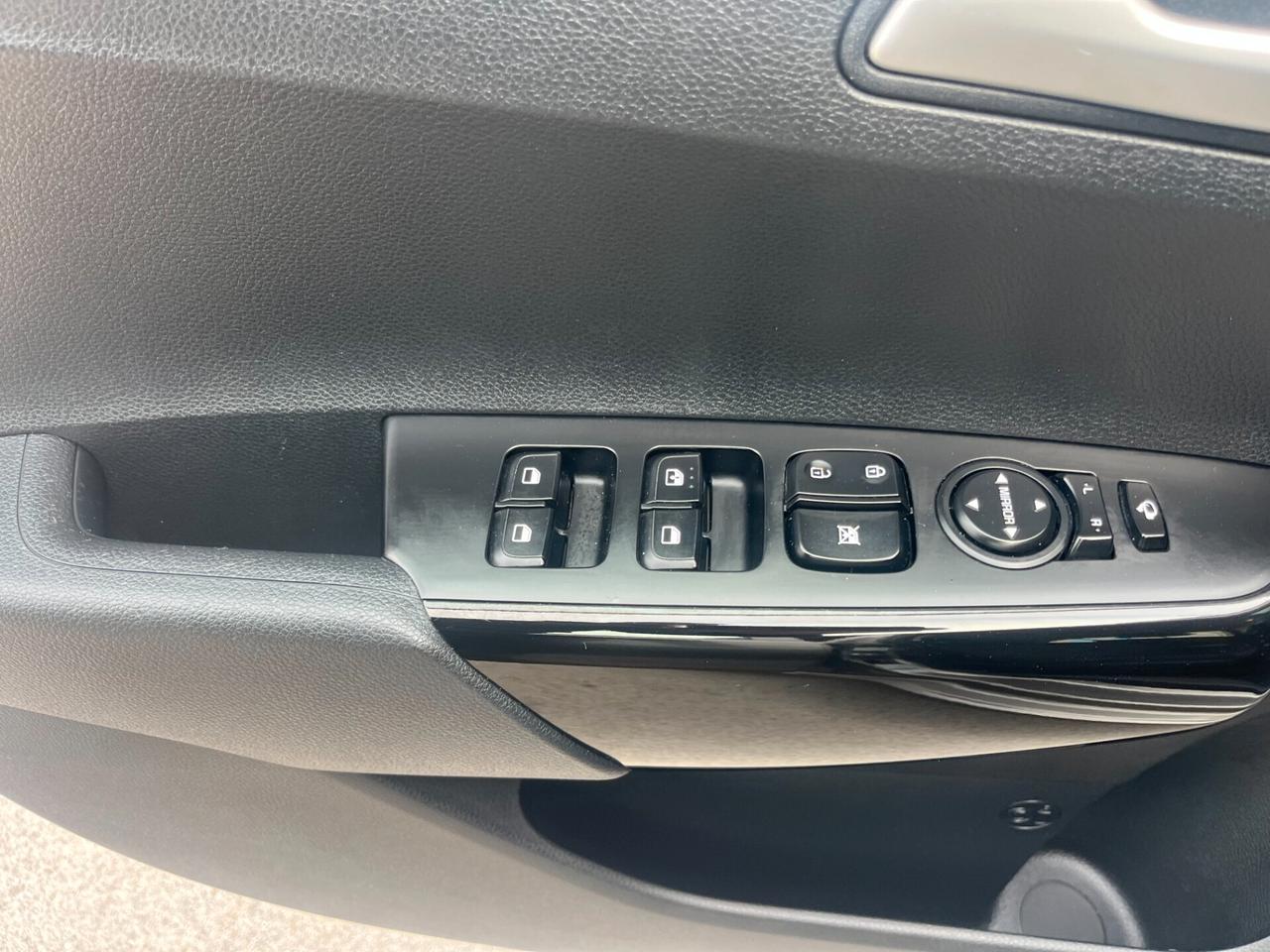 Kia Picanto 1.0 12V 5 porte Cool X NeoPatentati