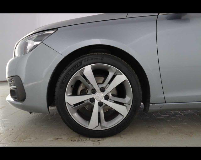 PEUGEOT 308 PureTech Turbo 130 S&S Allure