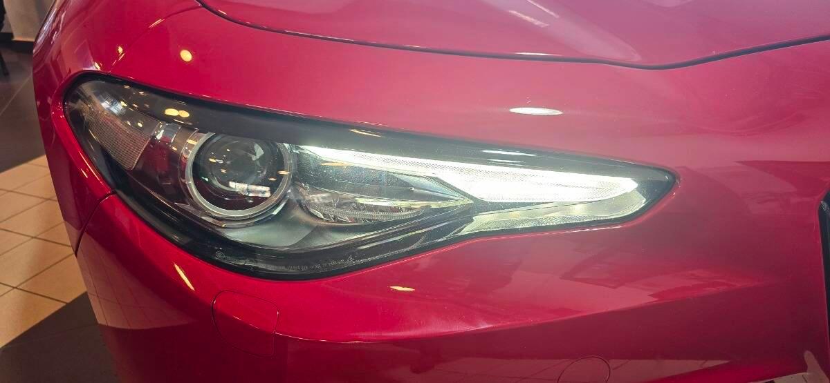 Alfa Romeo Giulia Giulia Quadrifoglio 510cv CCM-HARMAN-AKAPOVICK