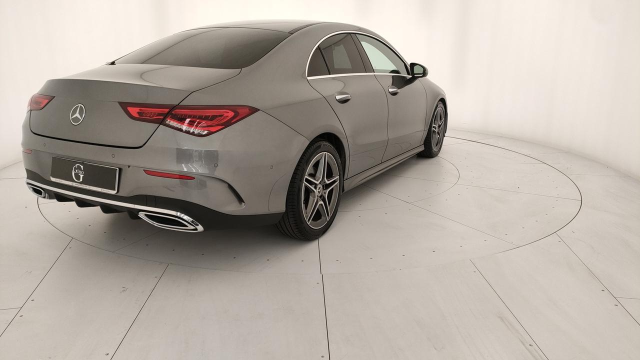 Mercedes-Benz CLA Coupe 200 d Premium auto
