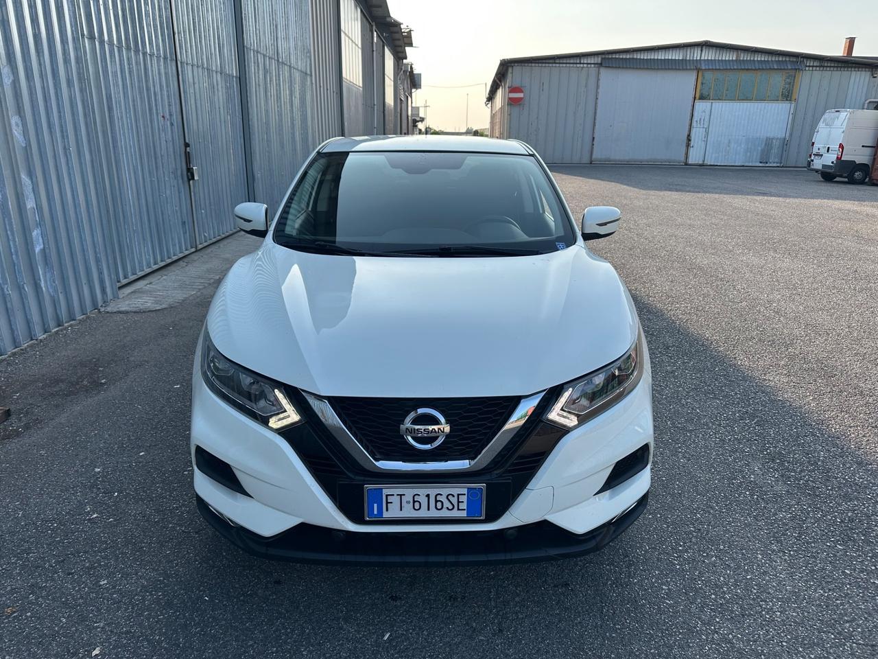 Nissan Qashqai 1.6 dCi 2WD N-Connecta SOLO 120 MILA KM