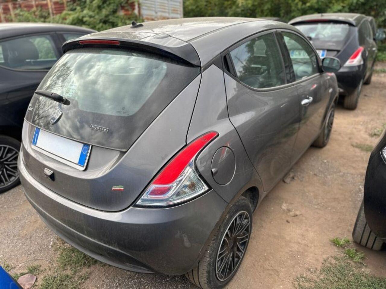 LANCIA Ypsilon III 2021 - Ypsilon 1.0 firefly hybrid Gold s&s 70cv 5p.ti