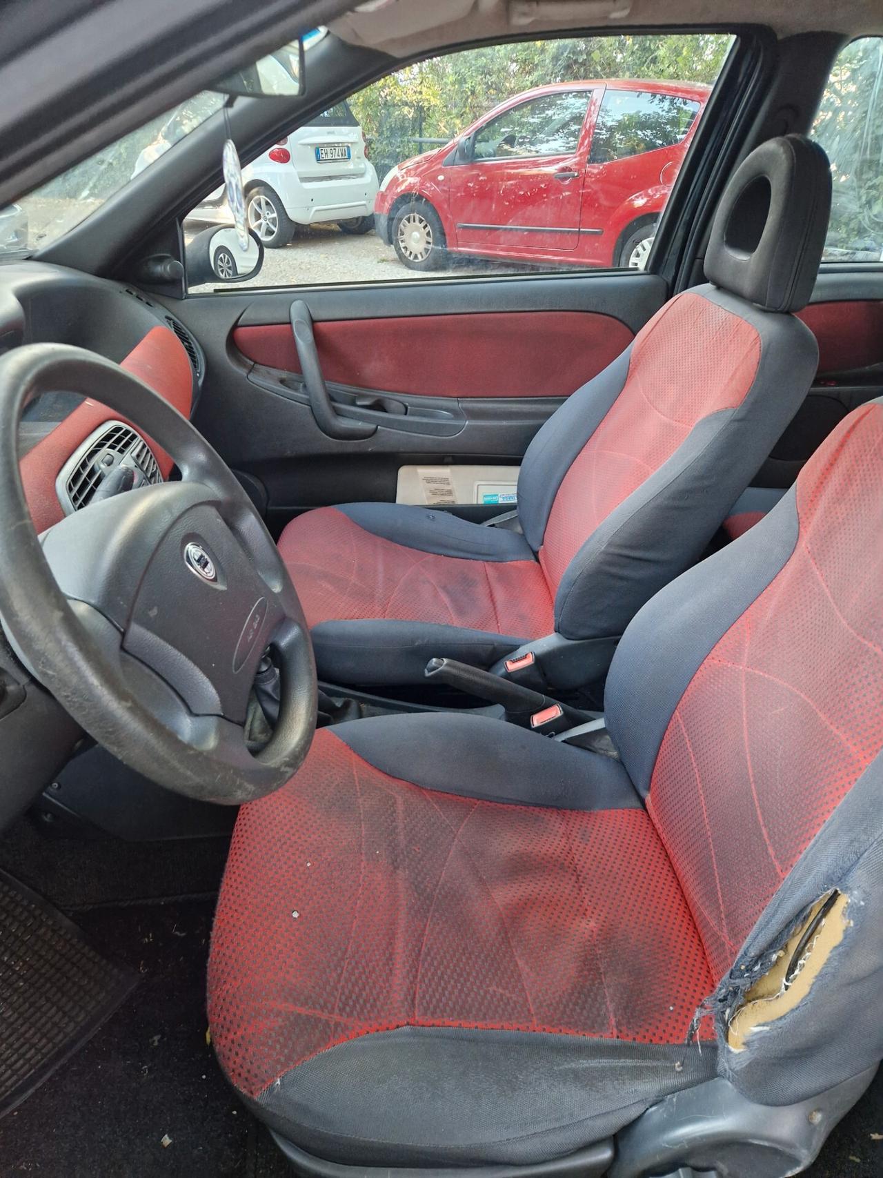 Lancia Y 1.2i Benz 60CV - 2002