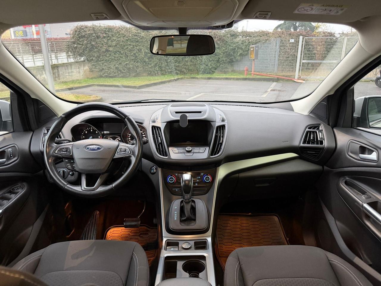 Ford Kuga 1.5 TDCI 120 CV S&S 2WD ST-Line Business