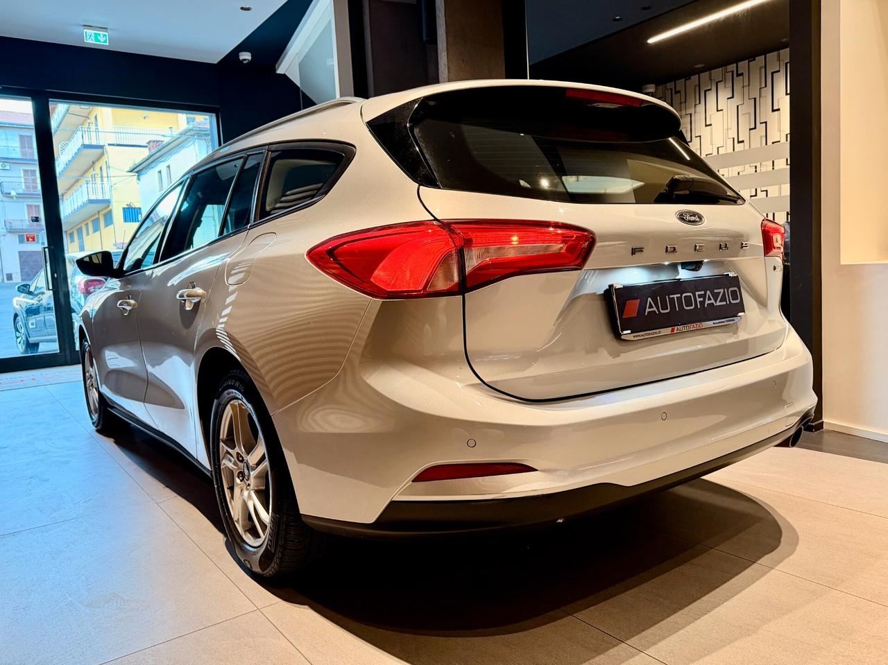 Ford Focus 1.0 EcoBoost Hybrid 125 CV SW Business
