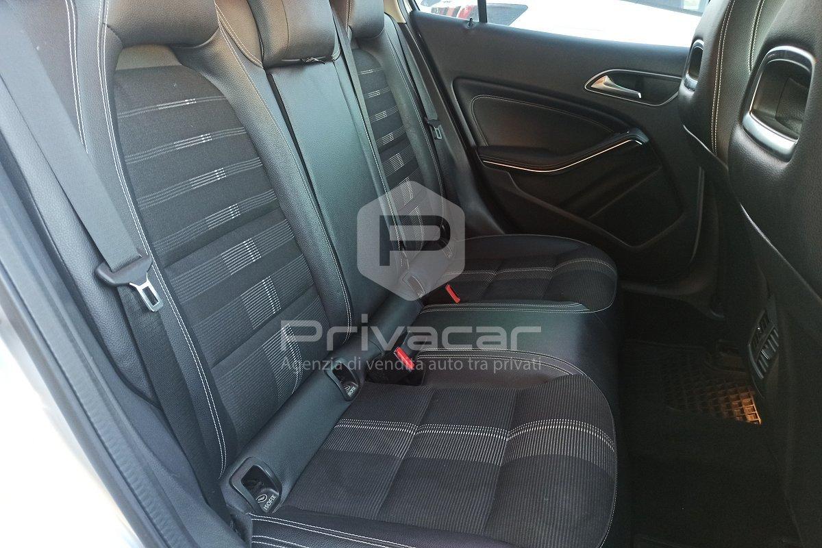 MERCEDES GLA 200 Sport