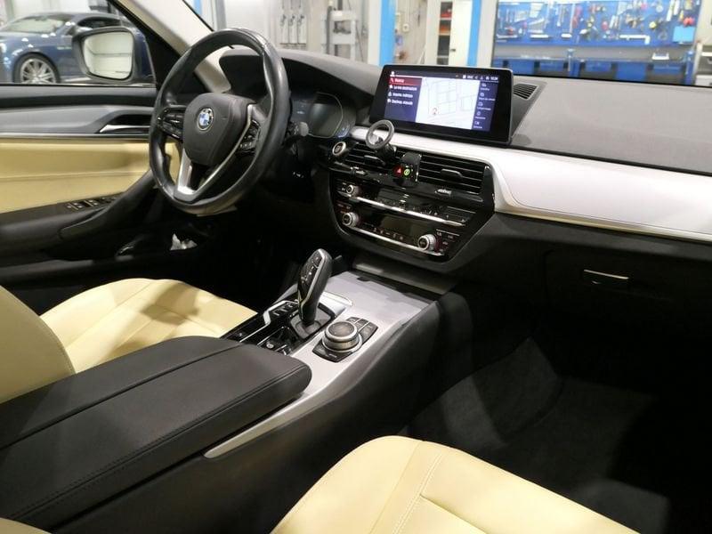 BMW Serie 5 520d Touring mhev 48V Luxury auto
