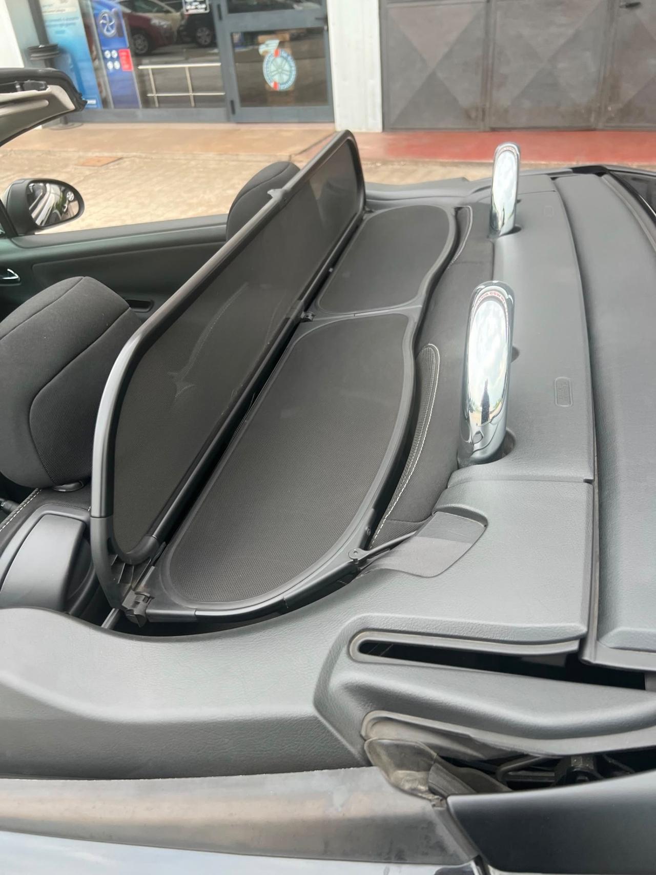 Peugeot 207 1.6 VTI CC ROLAND GARROS