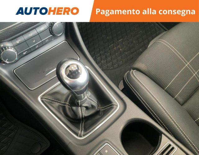 MERCEDES-BENZ A 180 d Sport