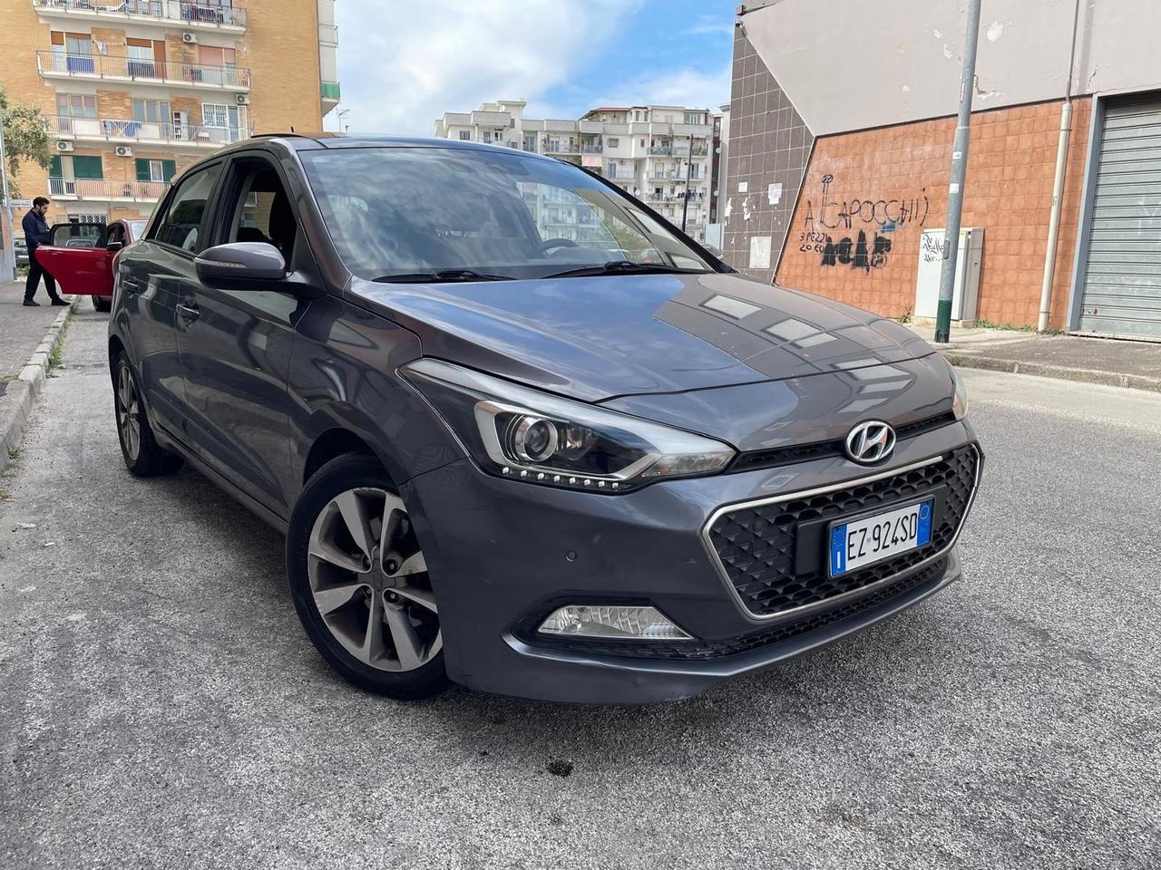 Hyundai i20Restayling 1.1Diesel5 porte 90milaKM IperFull