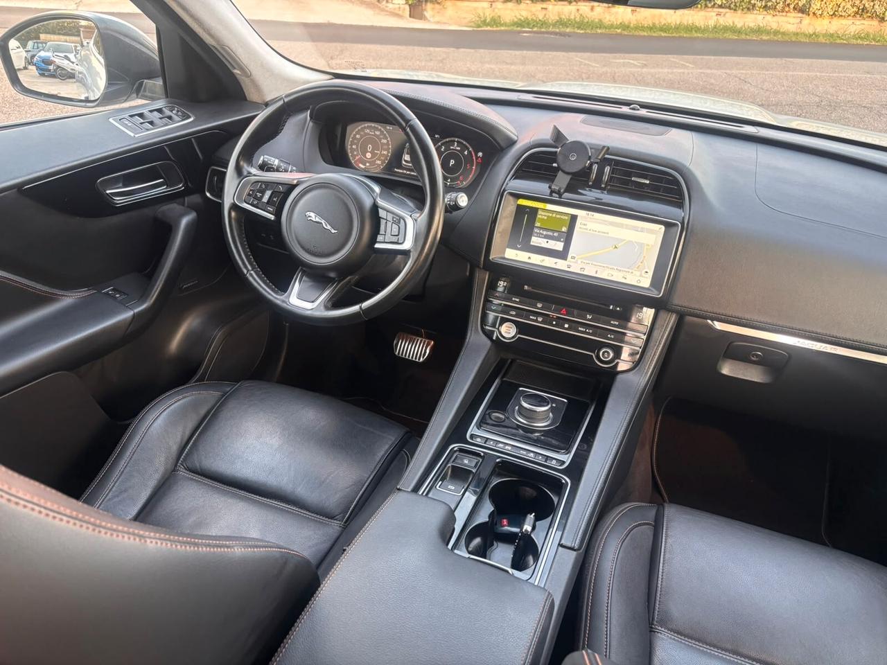 Jaguar F-Pace 2.0 D 180 CV AWD aut. Prestige