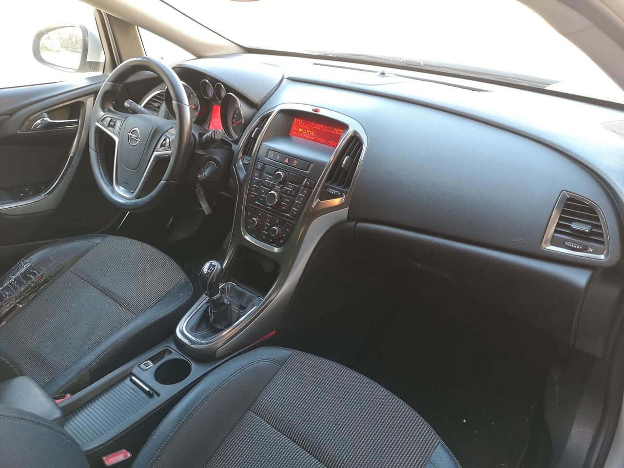 Opel Astra 1.7 CDTI 110CV 5p 2011