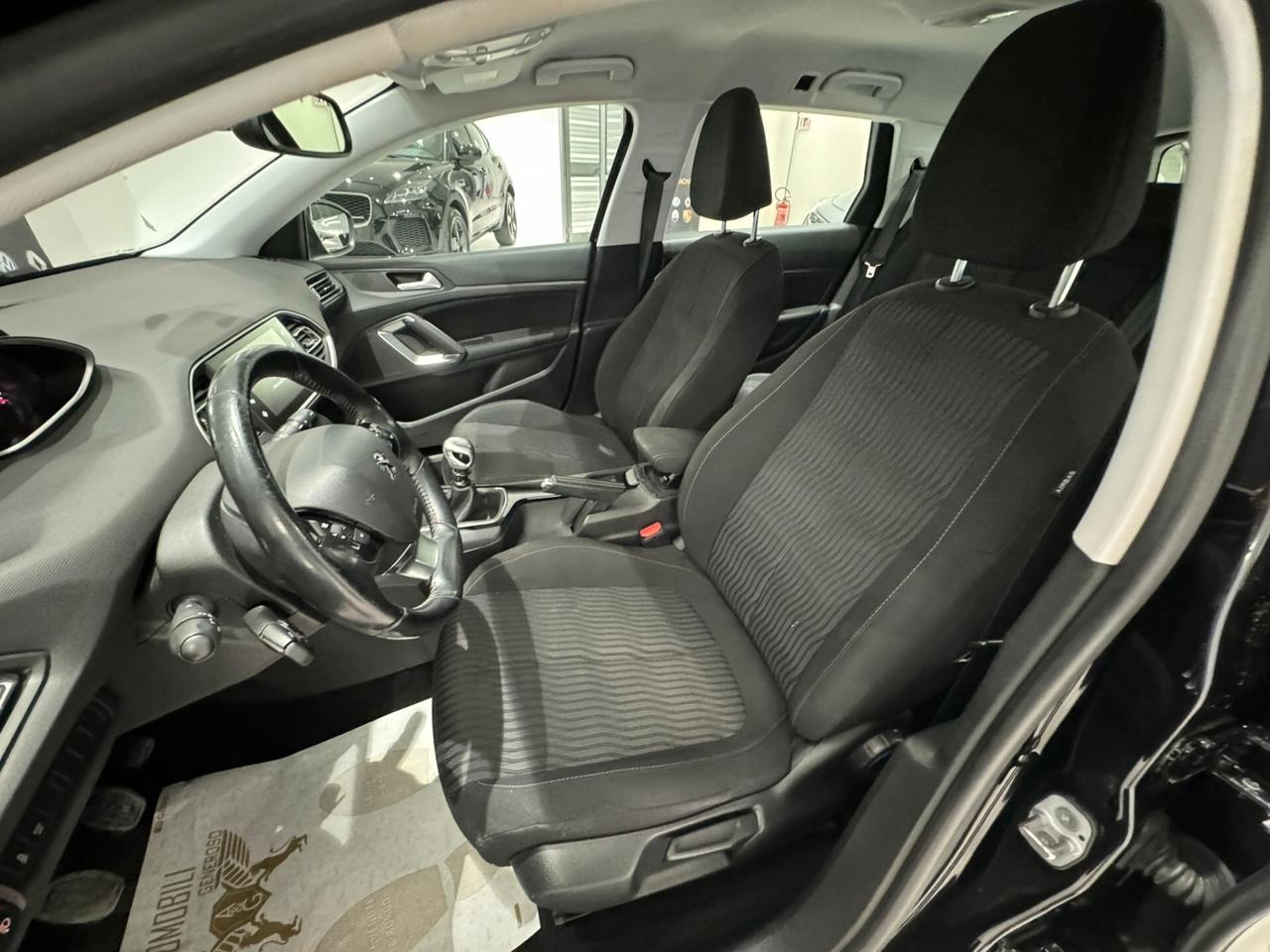 Peugeot 308 BlueHDi 120 S&S SW 2017