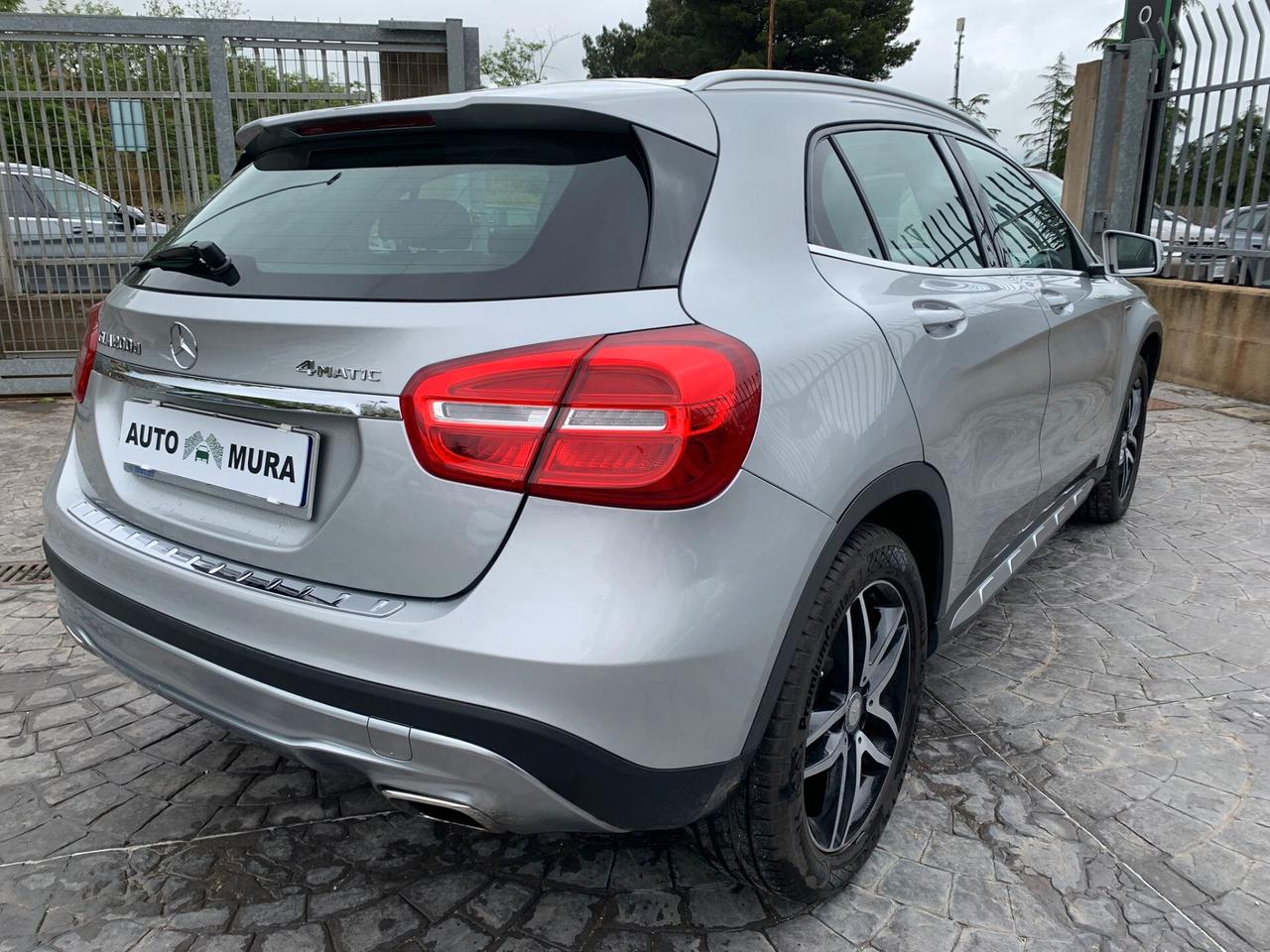 Mercedes-benz GLA 200d 4Matic Premium - !! TETTO !!