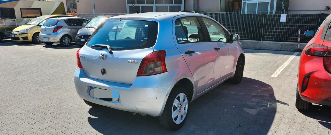 Toyota Yaris 1.0 5 porte E.U.R.O 1.990
