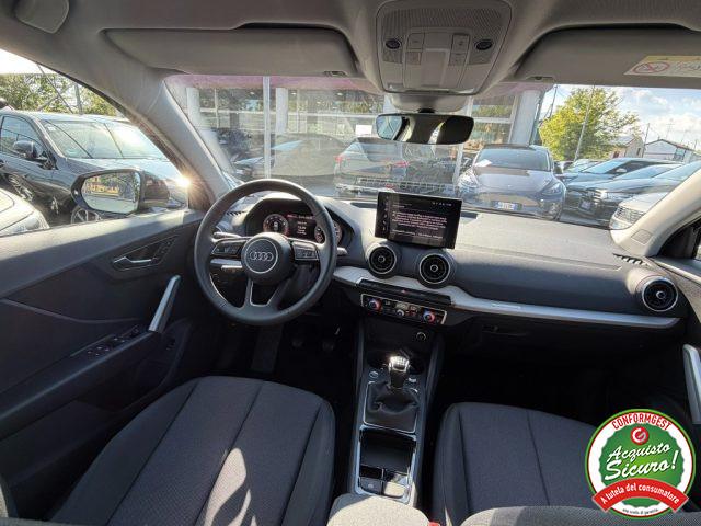 AUDI Q2 30 TFSI Business Advanced