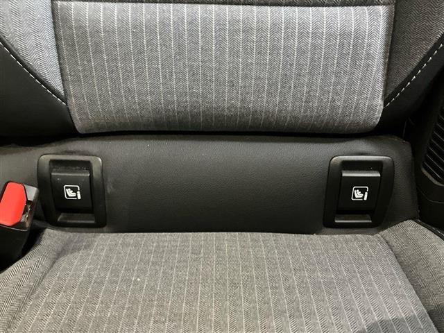 RENAULT Clio 1.6 E-Tech full hybrid Evolution 145cv