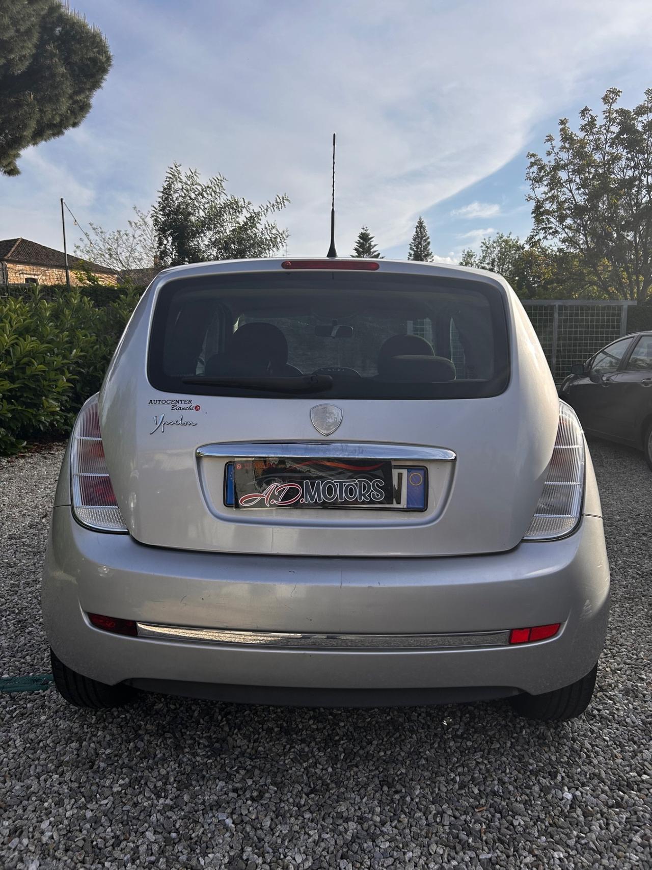 Lancia Ypsilon 1.2 Oro