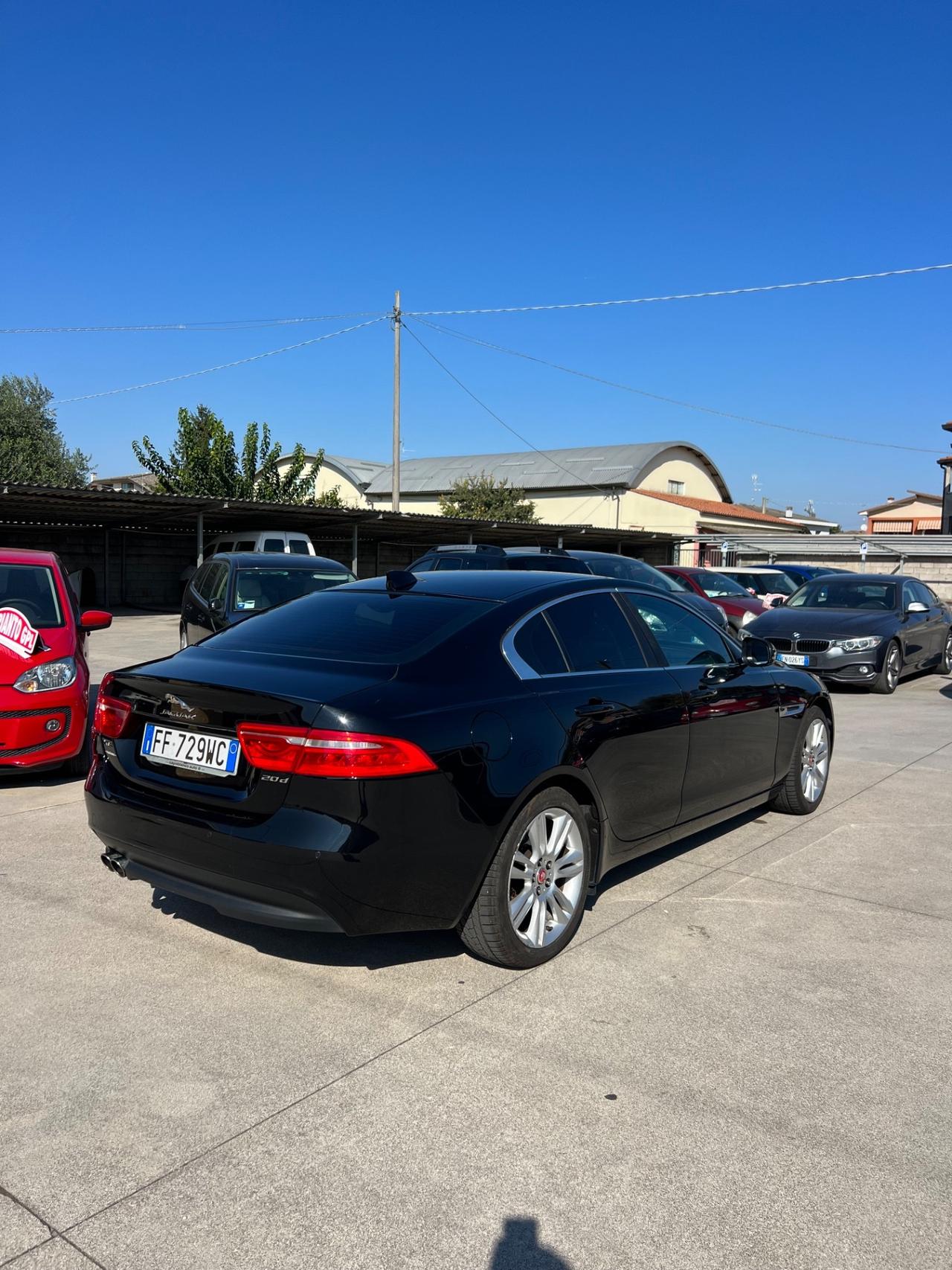 Jaguar XE 2.0 D Turbo 180CV Pure