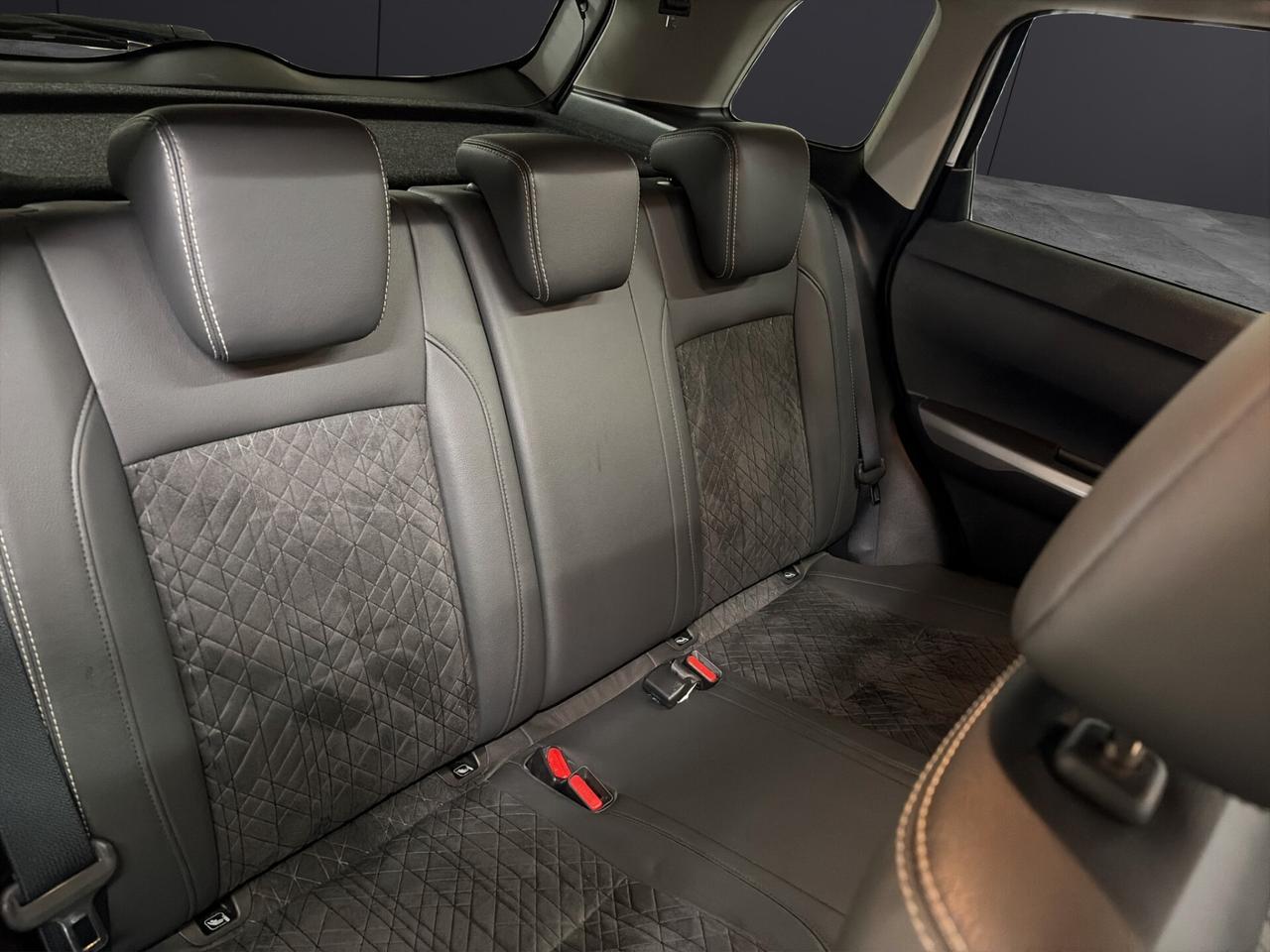 Suzuki Vitara 1.4 Boosterjet A/T 4WD AllGrip Starview