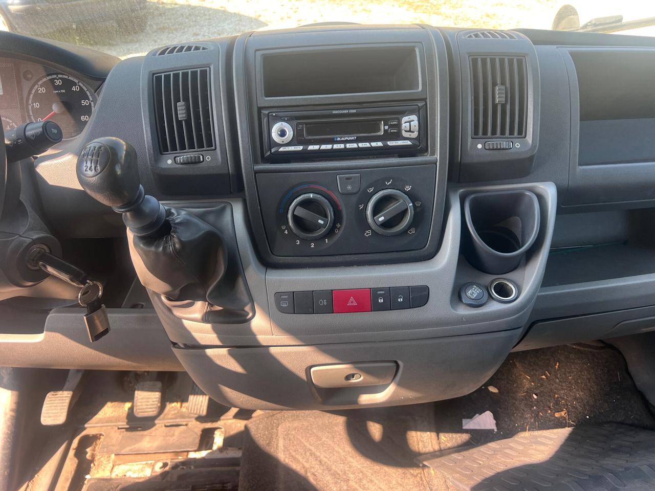 Peugeot Boxer 2.2 Furgone motore 4HU