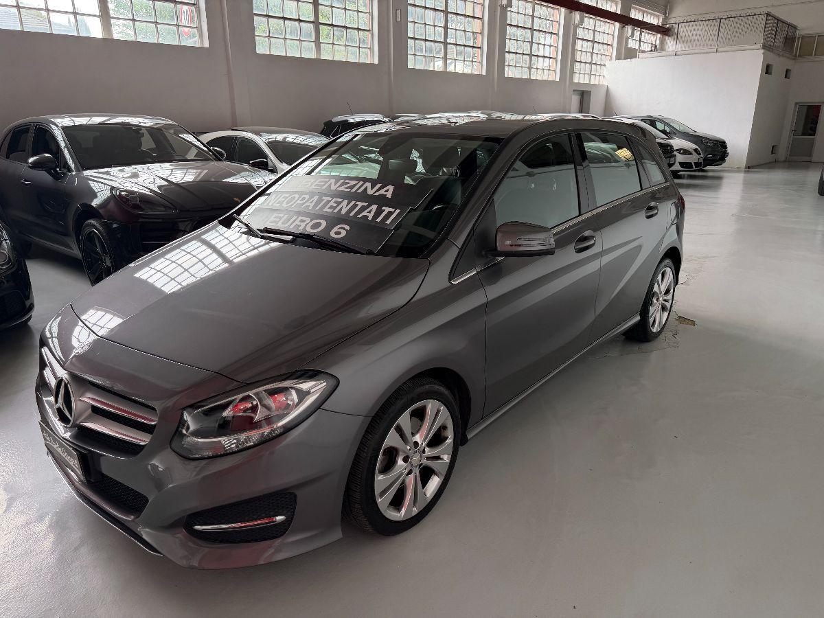 MERCEDES - Classe B - 180 Sport