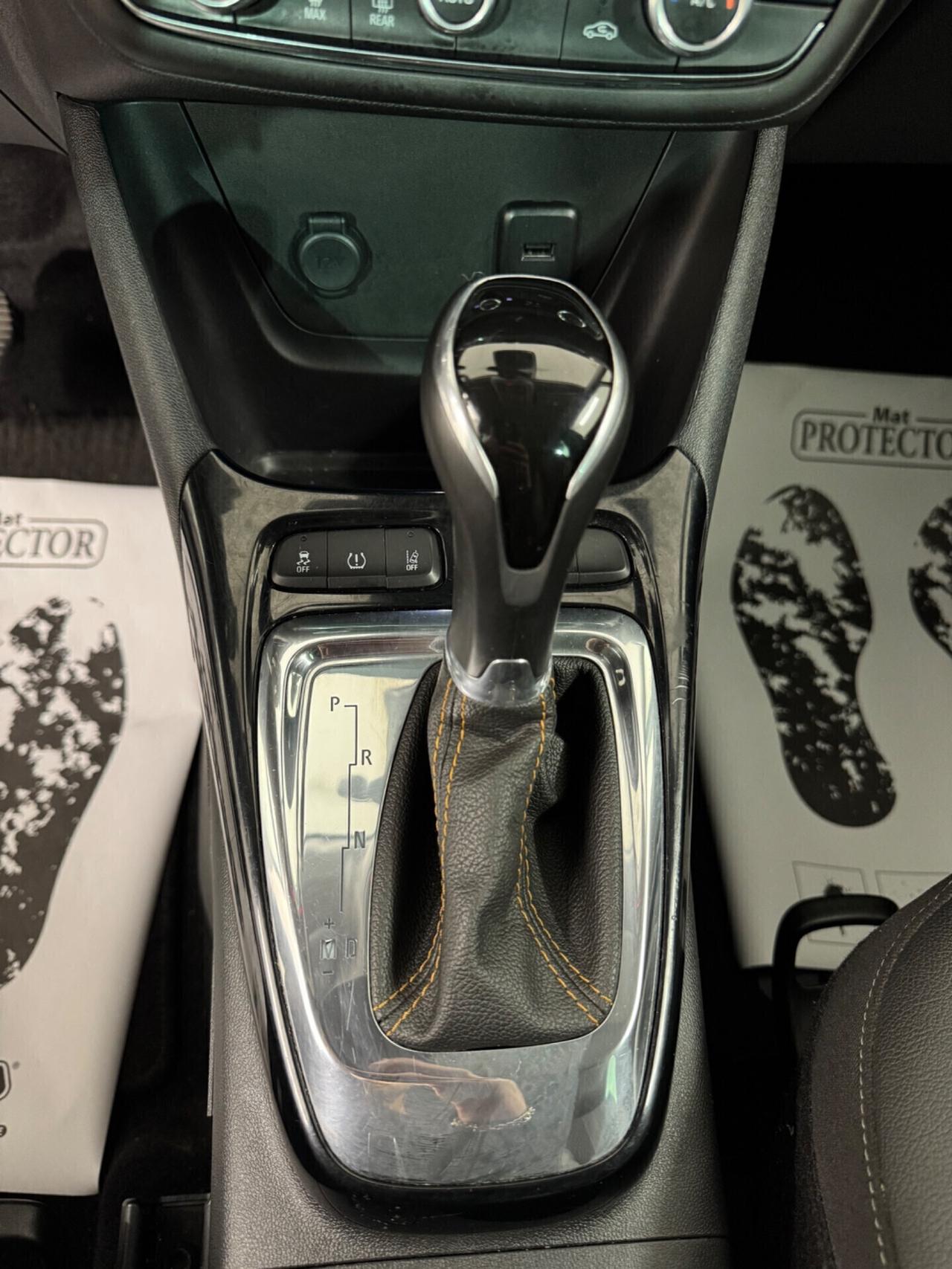 Opel Crossland X Ultimate Full optional * AUTOMATICA * EURO 6*