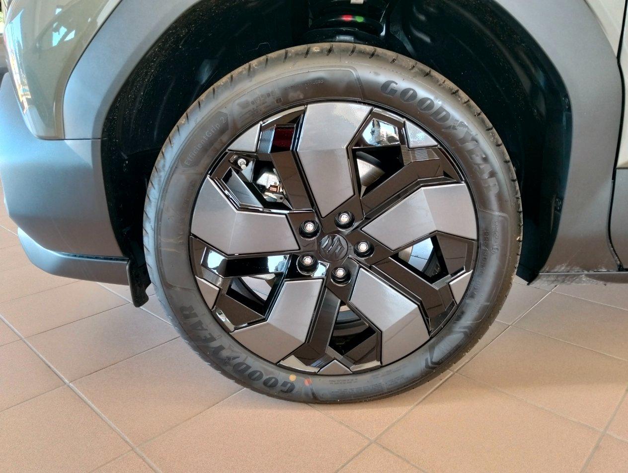 Suzuki e Vitara 61kWh Top 4wd dual motor allgrip-e