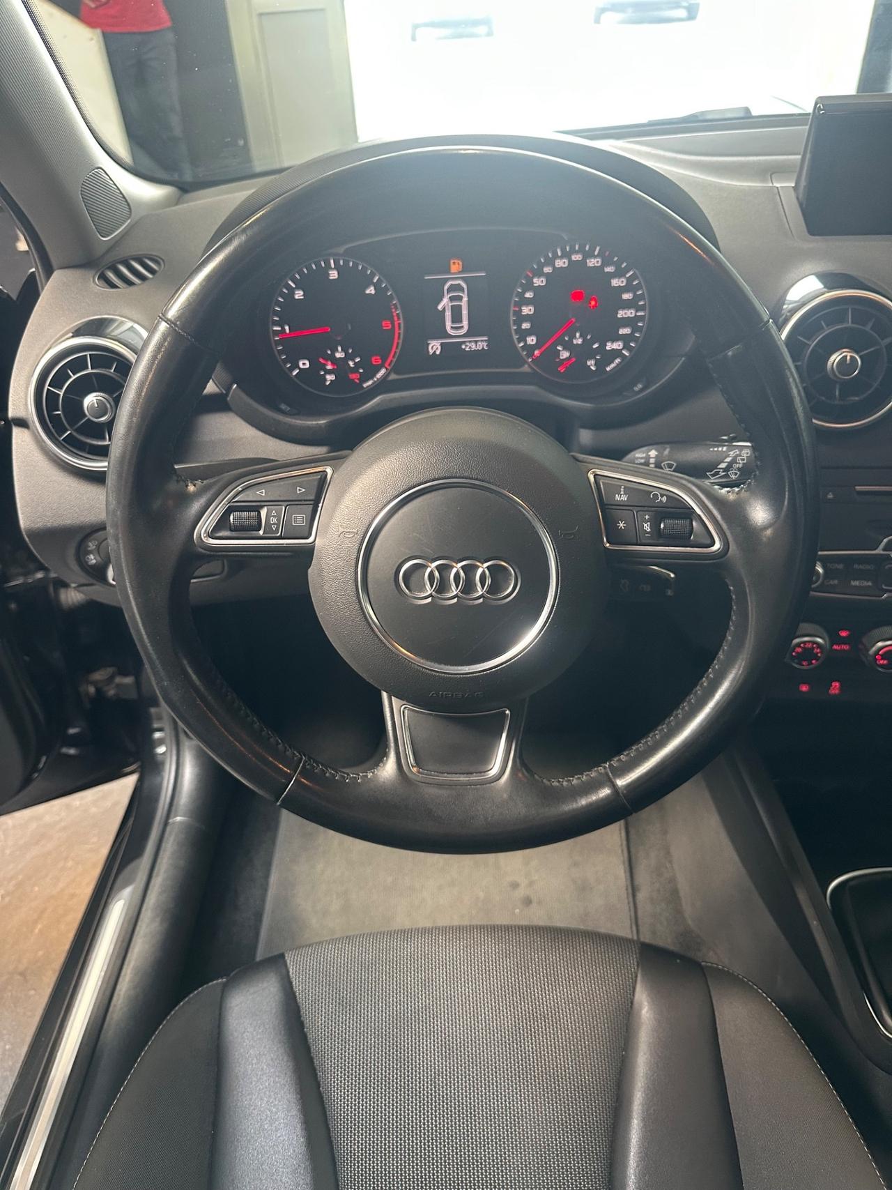 Audi A1 Sportback 5p 1.6 TDI 116 CV Metal Plus
