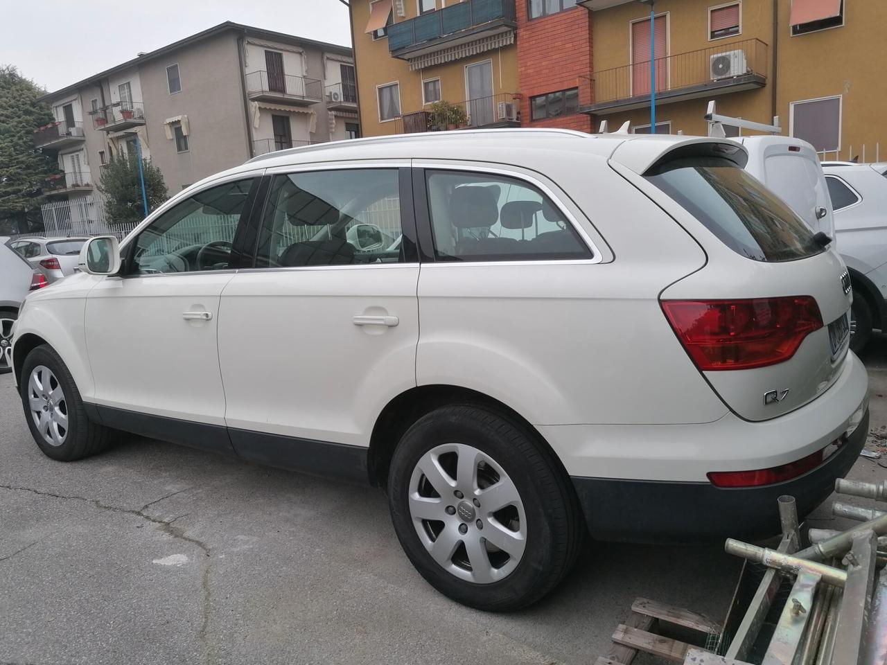 Audi Q7 4.2 V8 TDI quattro Tiptronic