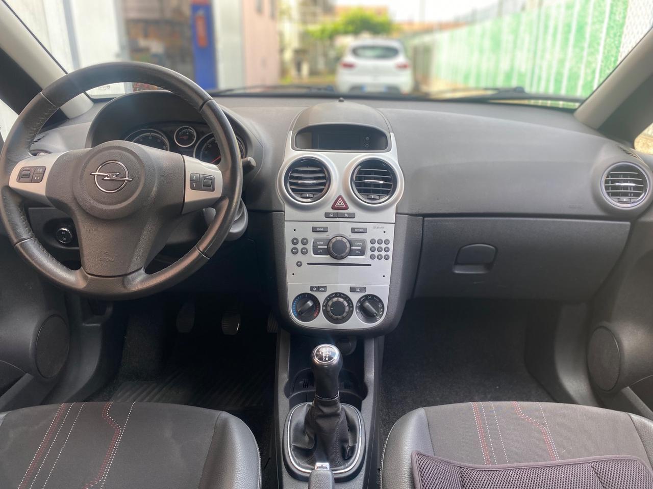 Opel Corsa 1.2 5 porte neopatentati Elective