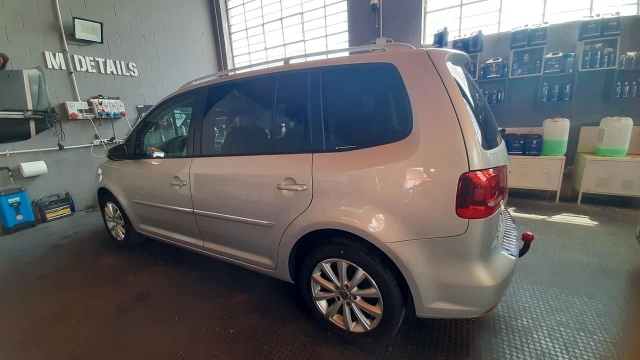 Volkswagen Touran 2.0 TDI 170 CV Highline prezzo €6900