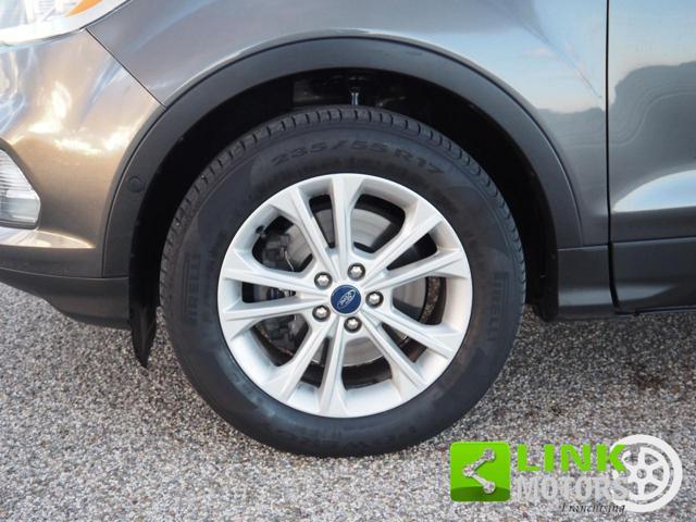 FORD Kuga 2.0 TDCI 150 CV 4WD Powershift ST-Line Business