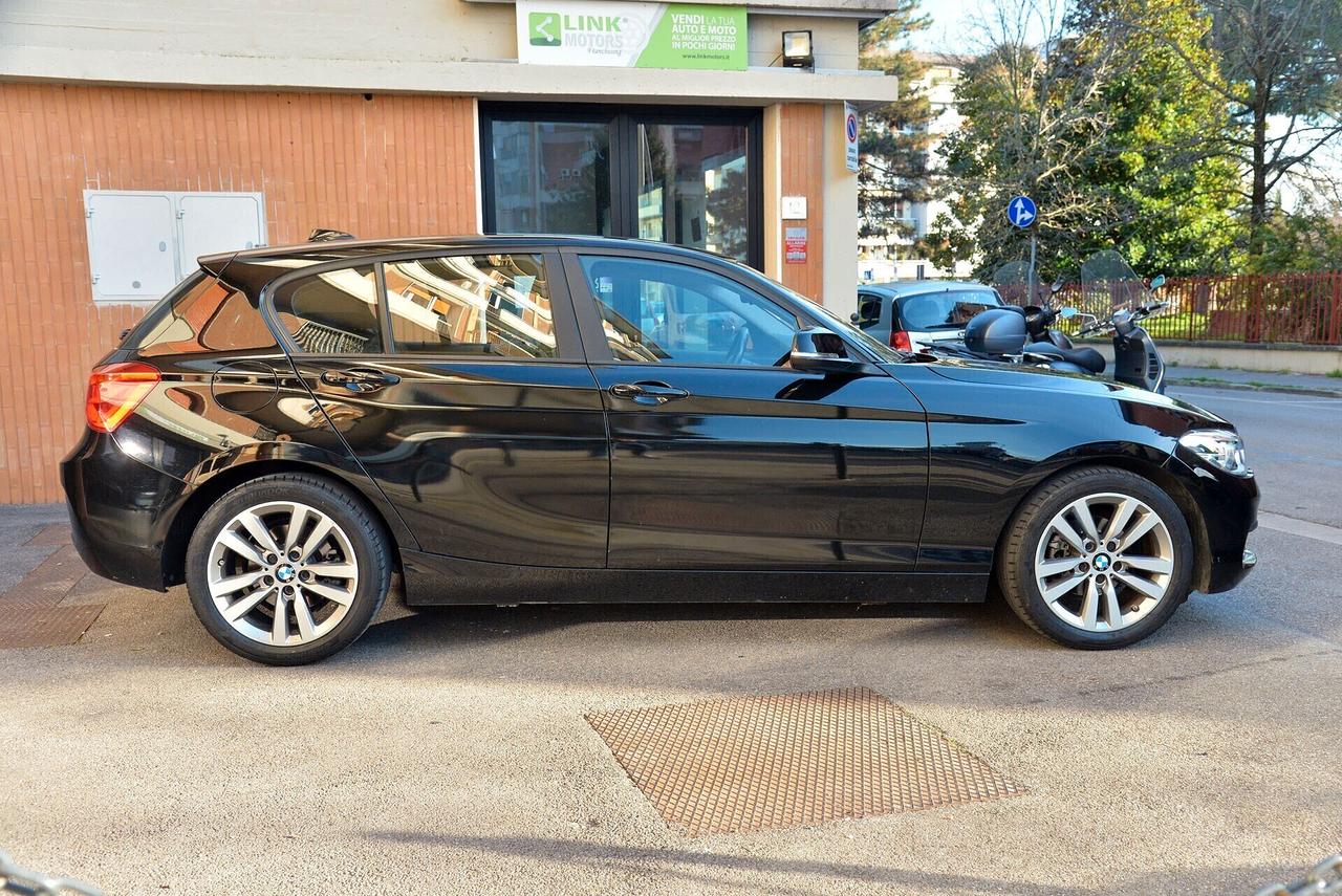Bmw 118 i 5p. Advantage Steptronic Traz. Posteriore