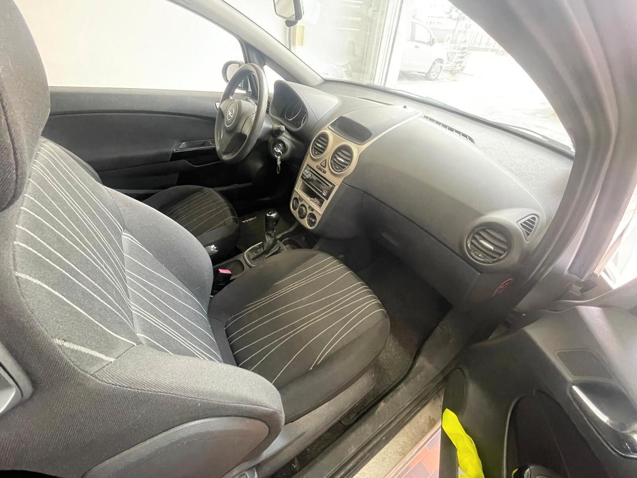 Opel Corsa 1.0 12V 3 porte