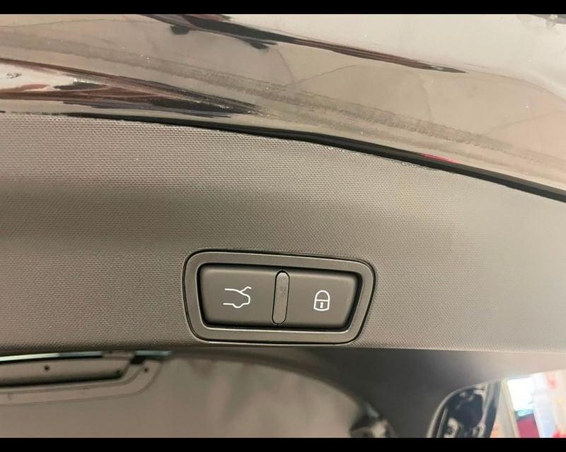 Alfa Romeo Stelvio 2023 2.2 t Intensa Q4 210cv auto