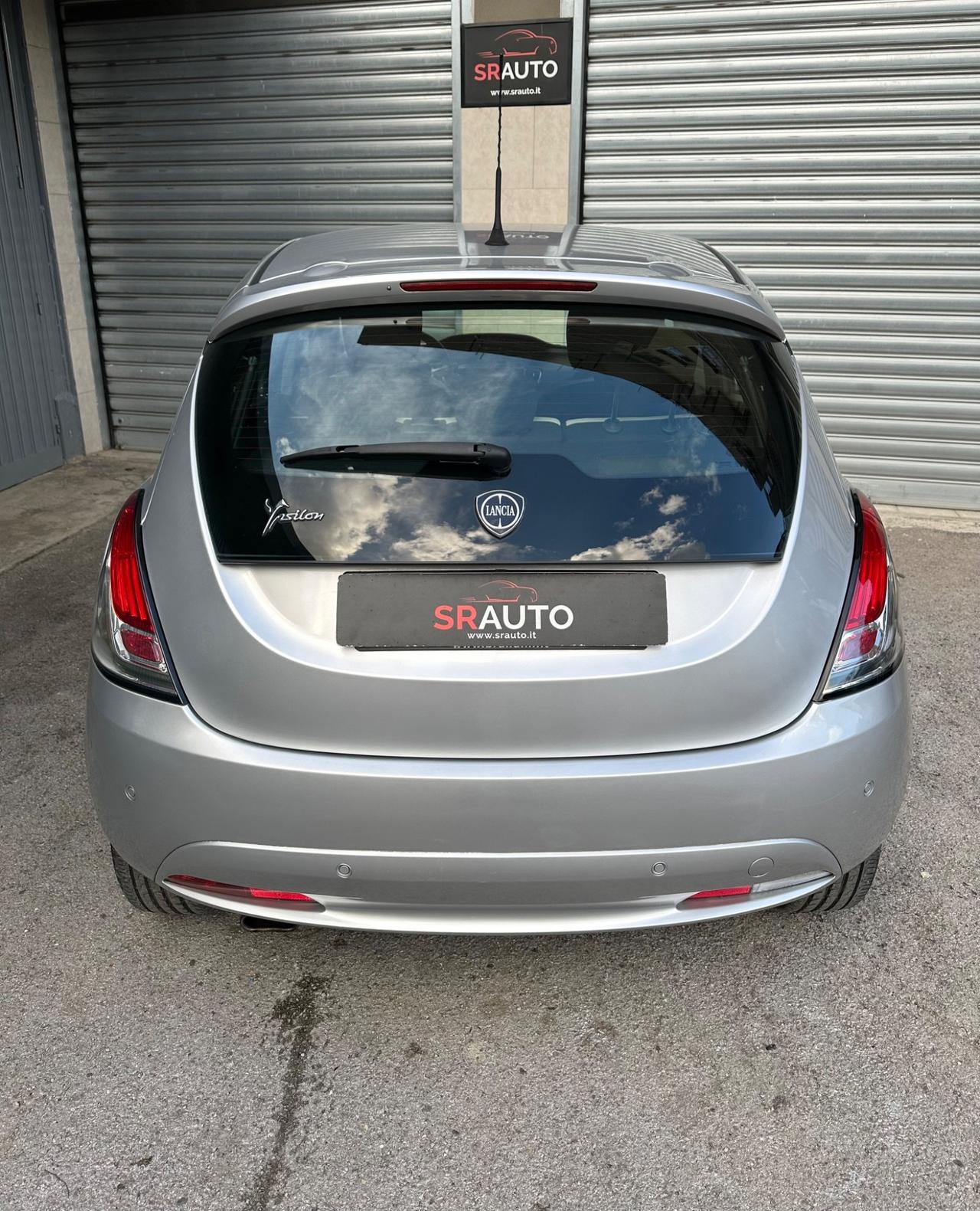 Lancia Ypsilon 1.2 benzina 69cv 5p. Gold